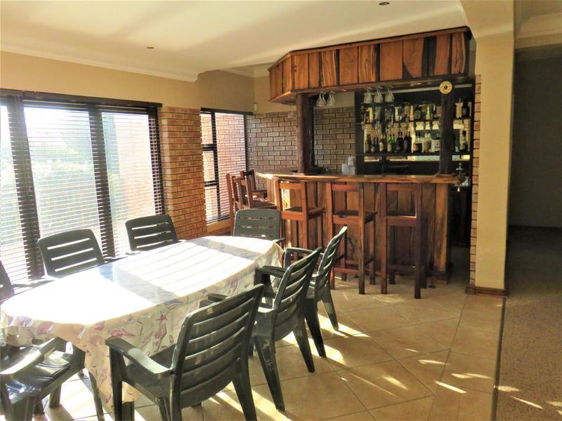 4 Bedroom Property for Sale in Myburgh Park Western Cape